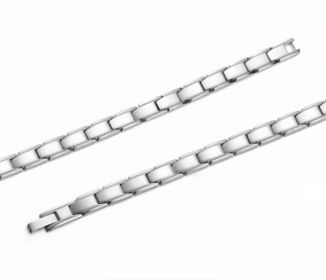 In Line Silver