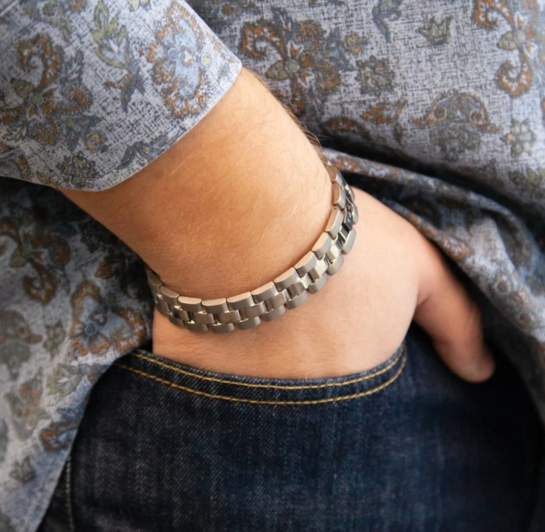 Tank Chain Silver - Negative Ion Bracelet, Titanium & Sterling Silver