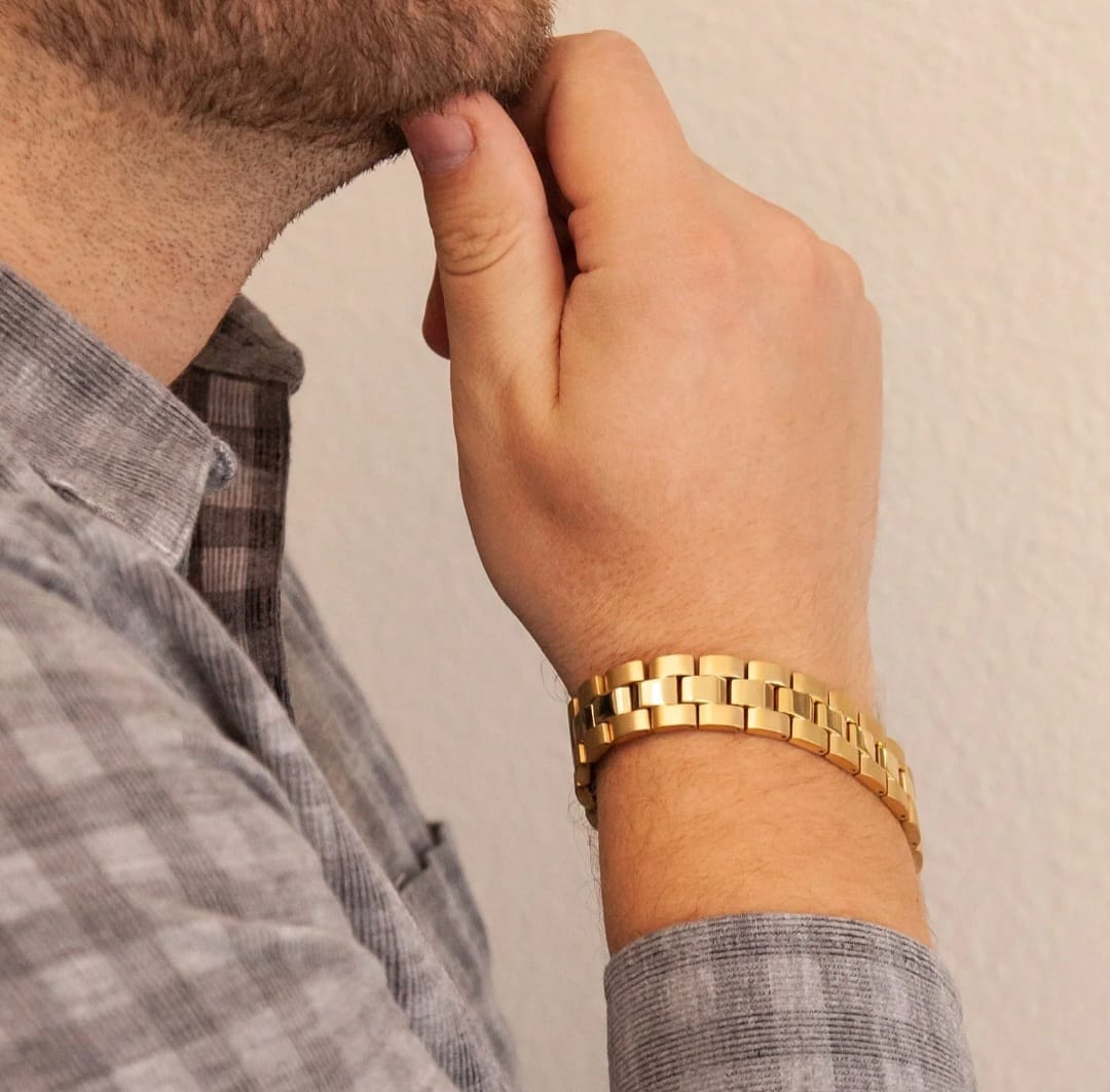 Tank Chain Gold - Negative Ion Bracelet, Brushed Yellow Gold