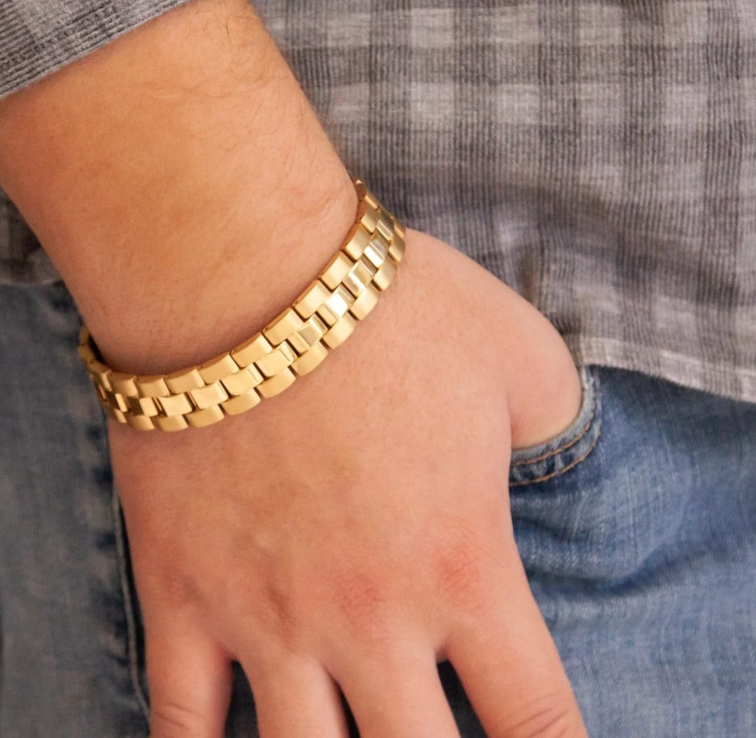 Tank Chain Gold - Negative Ion Bracelet, Brushed Yellow Gold